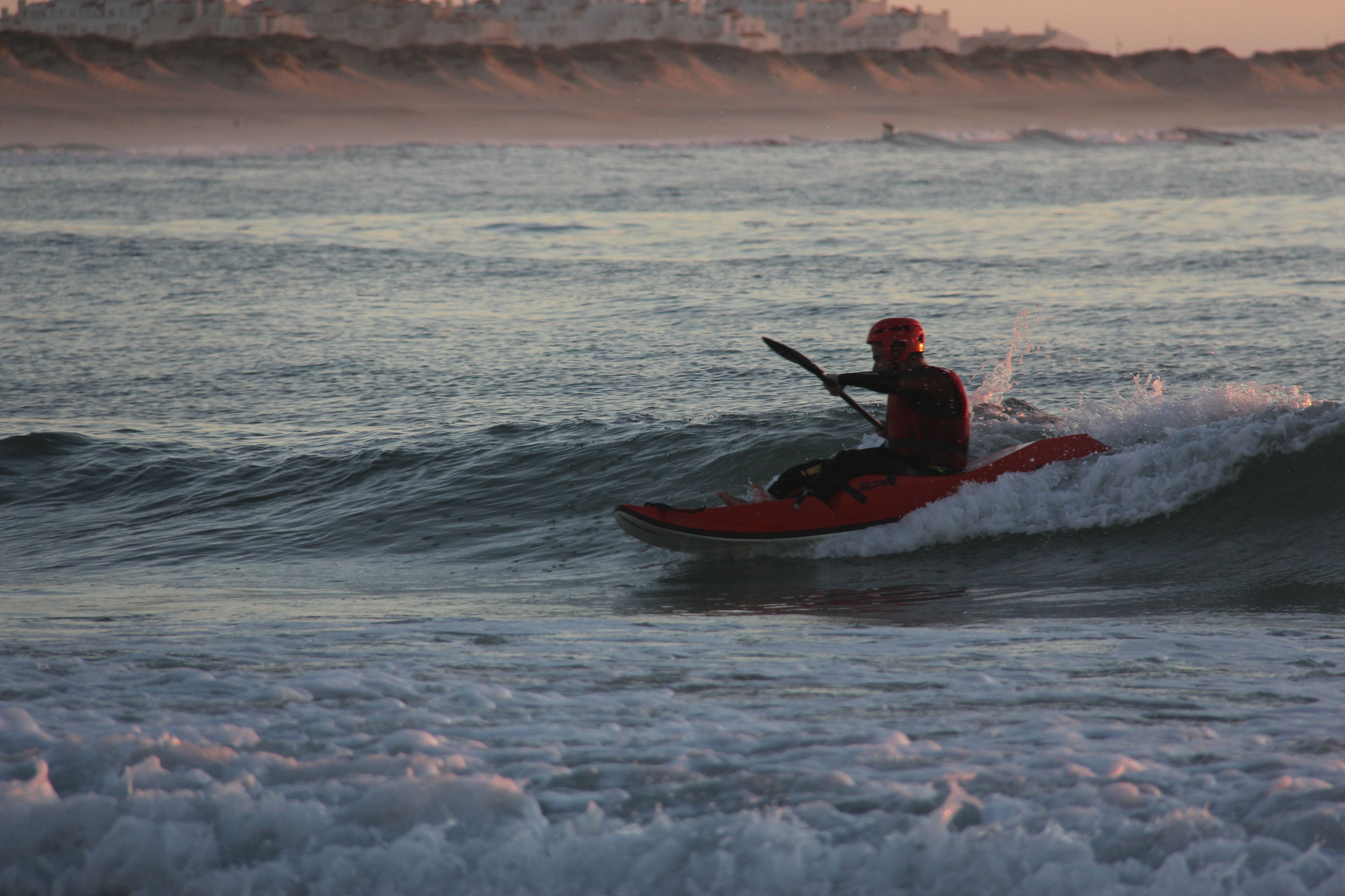 KayakSurf image
